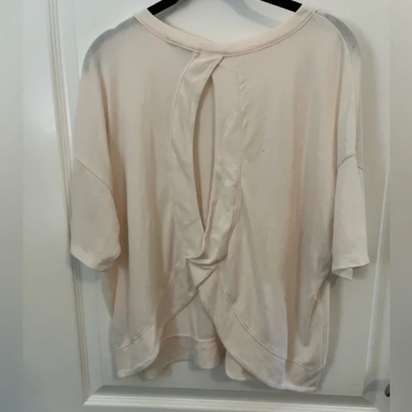 American Eagle Open Back Top. - Picture 3 of 11